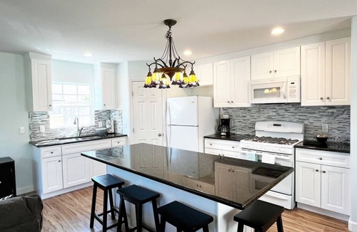 Santa Maria Cottage | Parkside Cottage: BBQ|Park|W/D|1 bdrm|Wineries|Hiking|Golf|20 min-beach