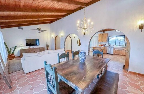 San Miguel House | Paso Robles unique 10 acre farm, 360 degree vineyard views, close to everything.