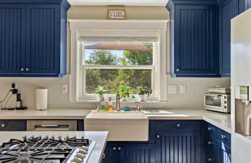Paso Robles House | Paso Wine Country Farmhouse with Pool, Spa, Game Room