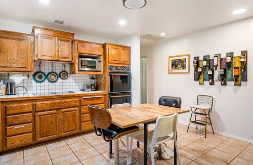 Atascadero House | Paso Wine Country Mid Century Modern Retreat!
