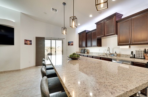 Lake Havasu City House | Patio & Grill: Family-Friendly Lake Havasu Home