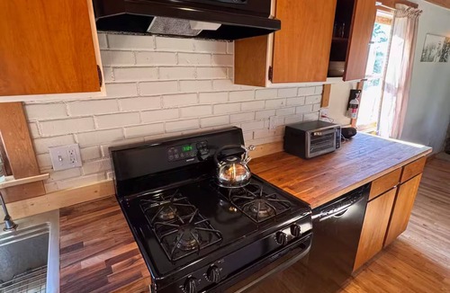 Black Hawk Cabin | Peaceful 3 bedroom cabin near Nederland with breathtaking views
