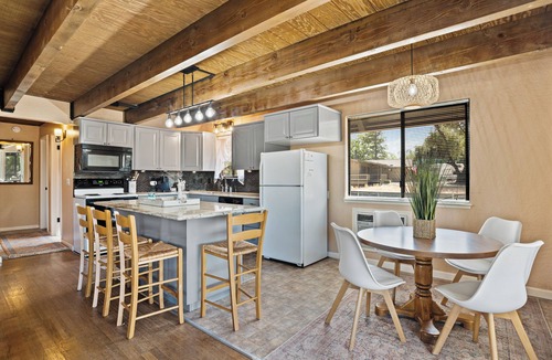 Groveland Cabin | Peaceful Pines - Lake, Golf & Yosemite Adventure Base