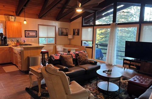 Ponderosa Cabin | Peaceful Sequoia Forest Cabin