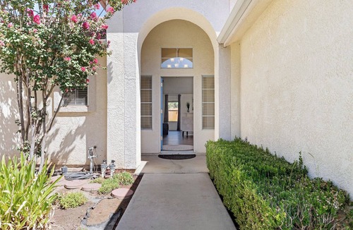 Fresno House | Peaceful Travelers Retreat - Dual Kings