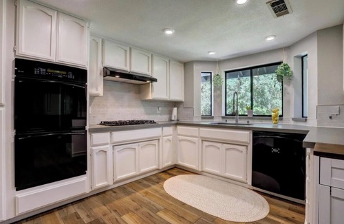 North Auburn House | Perfect 3-bed house with swimming pool, hot tub, & pool table
