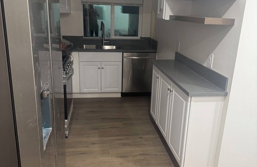Camarillo Apartment | Perfect apartment with AC in tranquil Camarillo neighborhood