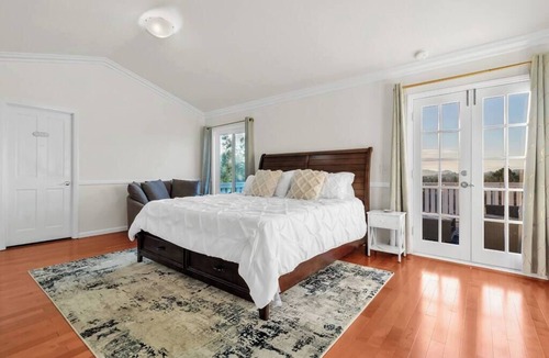 Thousand Oaks House | Perfect Family Getaway! Stunning