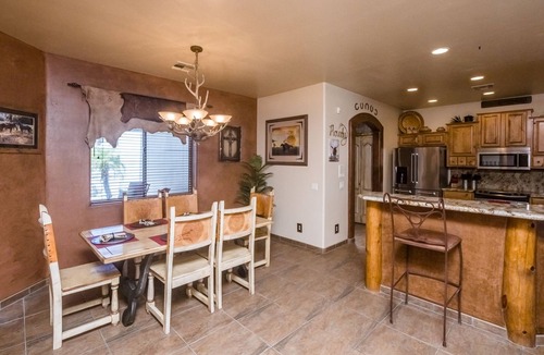 Lake Havasu City House | Perfect for Families & Groups w/2 Private Casitas!