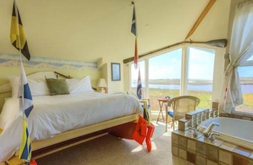 Moss Landing House | Perfect GetAway for Two, Sunset & Water View from Window