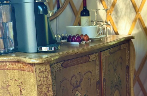 Santa Clarita Cabin | Persian Glamping