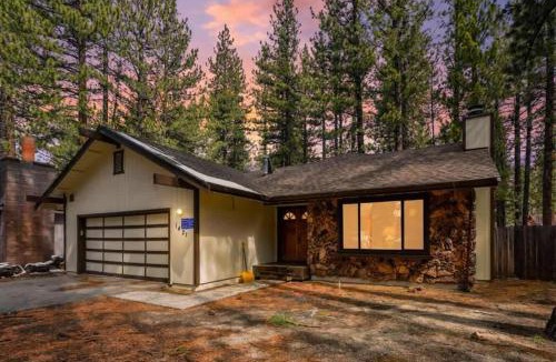 Black Bart House | Pet Friendly - Great location steps to river