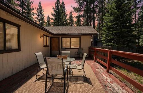 Black Bart House | Pet Friendly - Great location steps to river