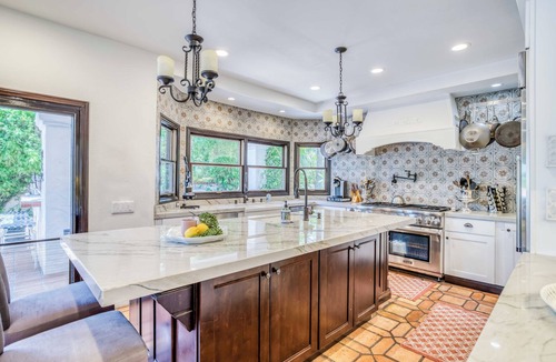 The Mesa House | Pet-friendly luxury estate in The Mesa, 360-views in South Palm Springs