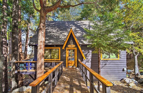 Cedar Glen Cabin | Pet-Friendly Retreat w/Game Room & Fire Pit!