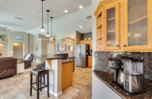 Lake Havasu City Cottage | Pet Friendly w/Private Pool: Lake Havasu Home!