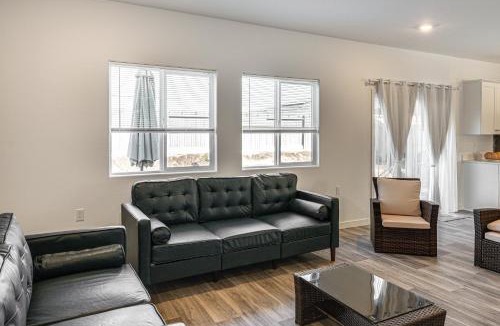 Pumpkin Center House | Pet-Friendly Yard! Family Home in Bakersfield