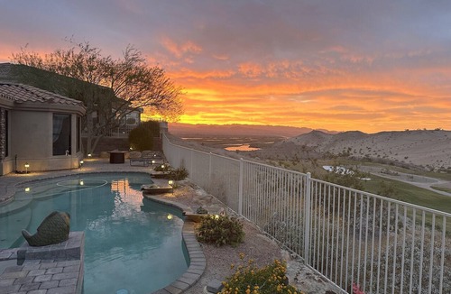 Desert Hills House | Picturesque Oasis on the Iron Wolf Lodge Golf Course