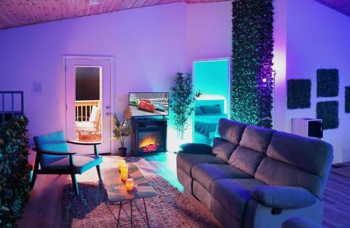 Pine Mountain Club Villa | Pine Mountain Club Villa w/Sauna, Deck + Views!