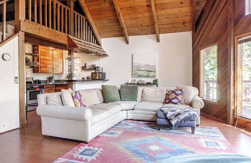 Long Barn House | Pinecrest Family fun near Dodge Ridge