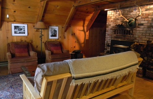 Mi-Wuk Village Cabin | PinecrestAreaRentals #14 Knotty Pine 3rd night free. Just Book 2nights.