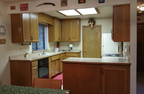 Cold Springs Cabin | Pinecrestarearentals #8 Comfy Cabin 3rd night free. Just Book 2nights.