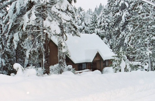 Cold Springs Cabin | Pinecrestarearentals #8 Comfy Cabin 3rd night free. Just Book 2nights.
