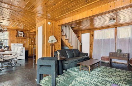 Green Valley Lake Cabin | Pineland Getaway – Cozy Cabin Among the Pines