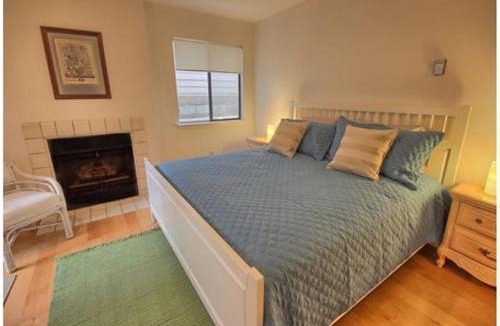San Simeon House | Pinestone on Moonstone Beach
