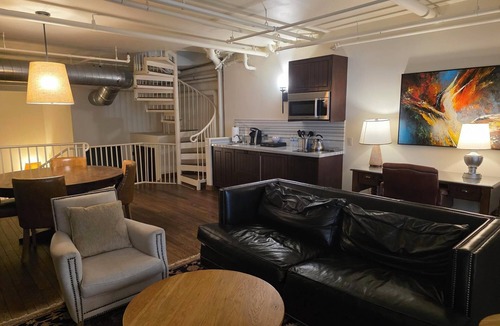 Westwood Hotel | Plaza La Reina