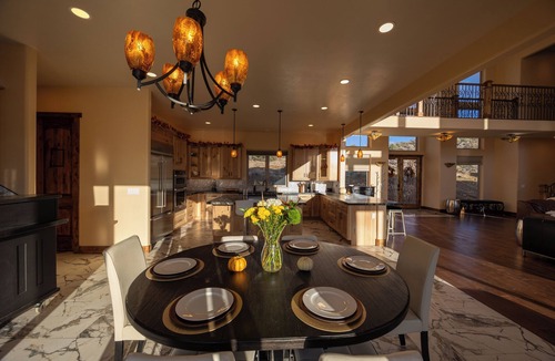 Virginia Foothills House | Pleasant Valley Mansion in South Reno
