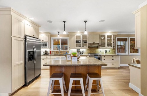Opal Cliffs House | Pleasure Point Surf Retreat