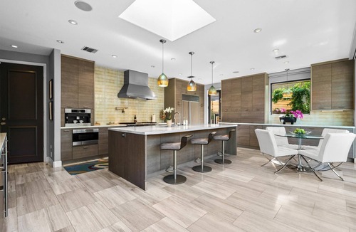 Twin Palms House | Polynesian Luxe Palm Estate - A Ryson Property
