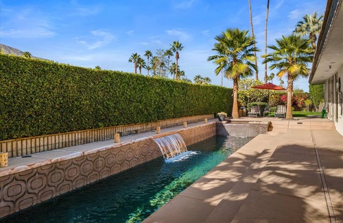 Twin Palms House | Polynesian Luxe Palm Estate - A Ryson Property