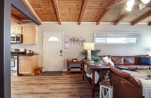 Silver Strand House | Pompo Beach House 2 Bed 2 Bath Silver strand Beach