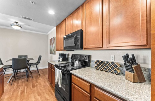 Reno/Tahoe Airport Apartment | Pool, Sauna, Yoga Studio + Gym | Serene 1BR