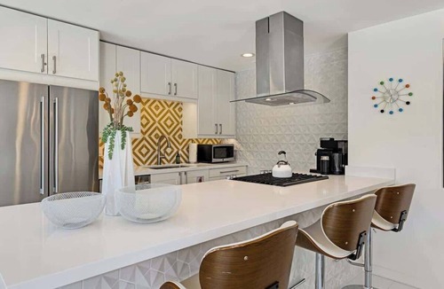 Tahquitz River Estates House | Poolside Palms: Great Pool, Bocce Ball, Firepit