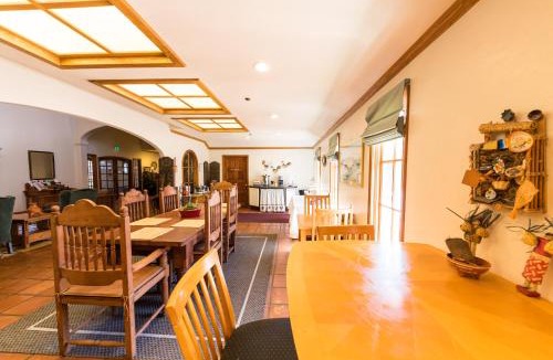 San Juan Bautista Hotel | Posada de San Juan