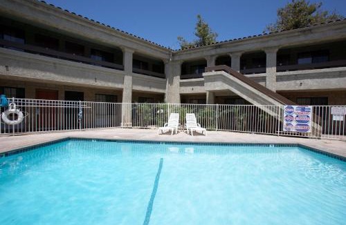 Thousand Oaks Hotel | Premier Inns Thousand Oaks
