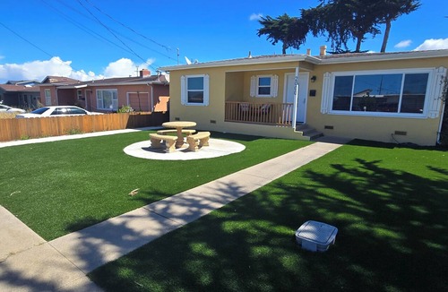 Seaside House | Premier Monterey Bay Getaway, just minutes to Carmel.