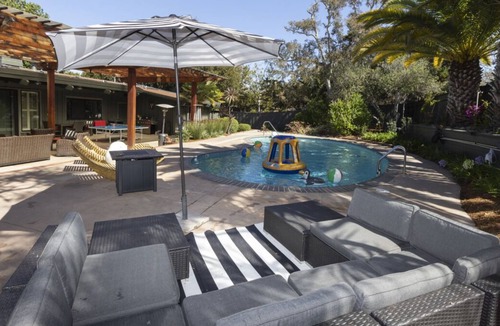 Downtown Monterey House | Presidential Villa Near 17-Mile Drive! Private Pool & Kitchen! Pets Allowed!
