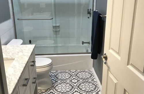Hermosa Beach Condo | PRIME 2bedroom condo in Hermosa Beach 3 min walk to beach! 30 day min Stay