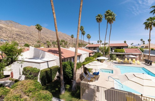 Canyon Corridor House | Prime Location! Balcony, Fully-Equipped Kitchen!