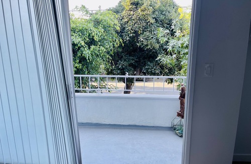 Sawtelle Apartment | Prime West LA cozy 2bd/2ba with balcony-UCLA SMC Santa Monica Beach
