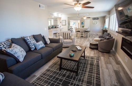 Lake Havasu City House | Prinstine 4BR Havasu Home — Tons of Boat Parking & Dual AC