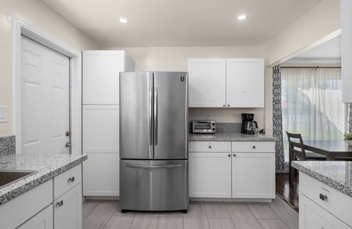 Fresno House | Pristine 3B/1Bth, EasyA to US99 and Nat'l Parks
