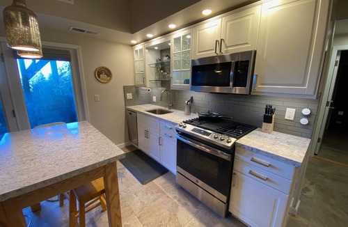Holy City Apartment | Private apartment in Los Gatos mountains with patio and beautiful view