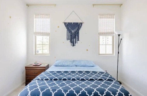 Greenacres House | Private bedroom/private bathroom/gated/parking