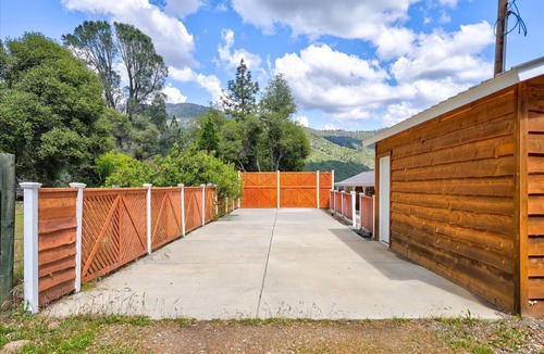 North Fork Cabin | Private Cabin w/Hot Tub & Sauna Near Yosemite