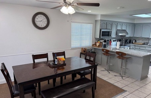 Acampo House | Private Charming 3-Bedroom Farmhouse - Single Level w/Open Patio Deck!